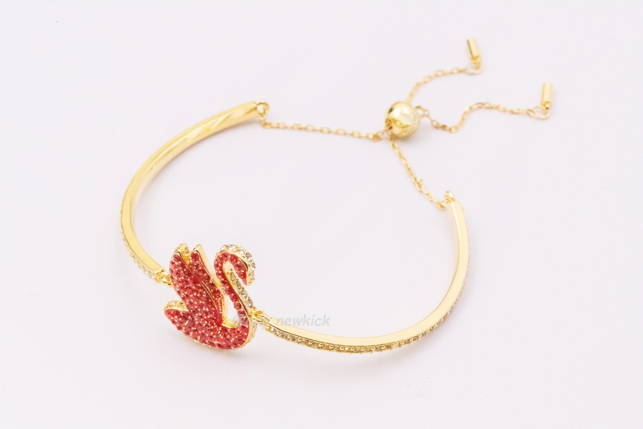 Swarovski New Year Swan Collection (6) - www.newkick.org Swarovski New Year Swan Collection (6) - www.newkick.org