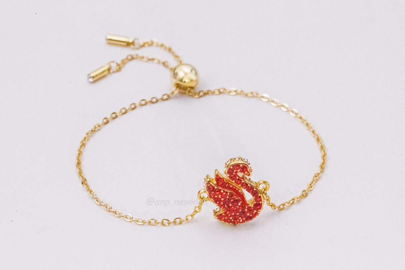 Swarovski New Year Swan Collection (7) - www.newkick.org Swarovski New Year Swan Collection (7) - www.newkick.org