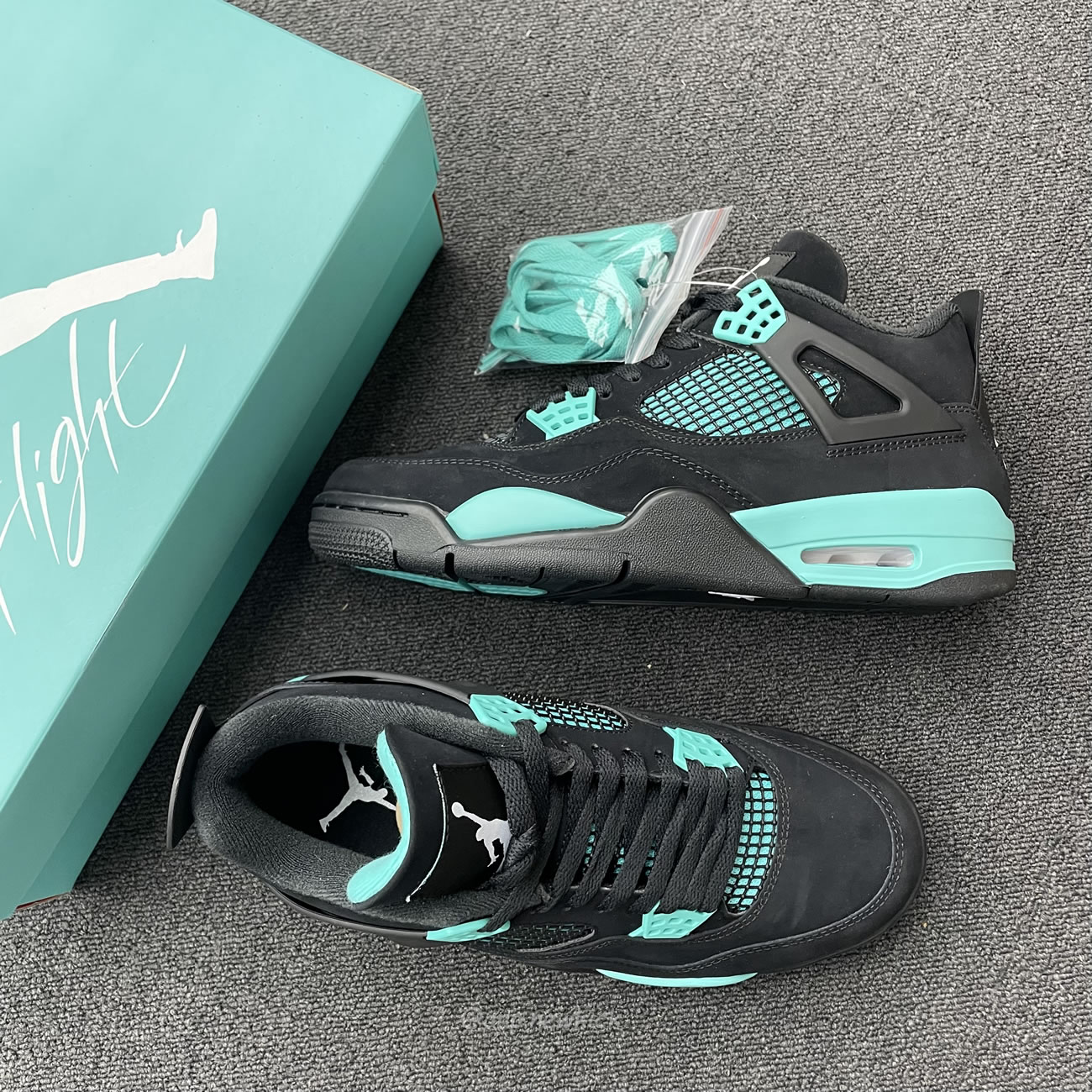 Air Jordan 4 Retro Tiffany Black Green (5) - www.newkick.org Air Jordan 4 Retro Tiffany Black Green (5) - www.newkick.org