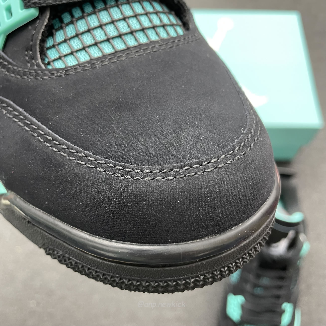Air Jordan 4 Retro Tiffany Black Green (9) - www.newkick.org Air Jordan 4 Retro Tiffany Black Green (9) - www.newkick.org