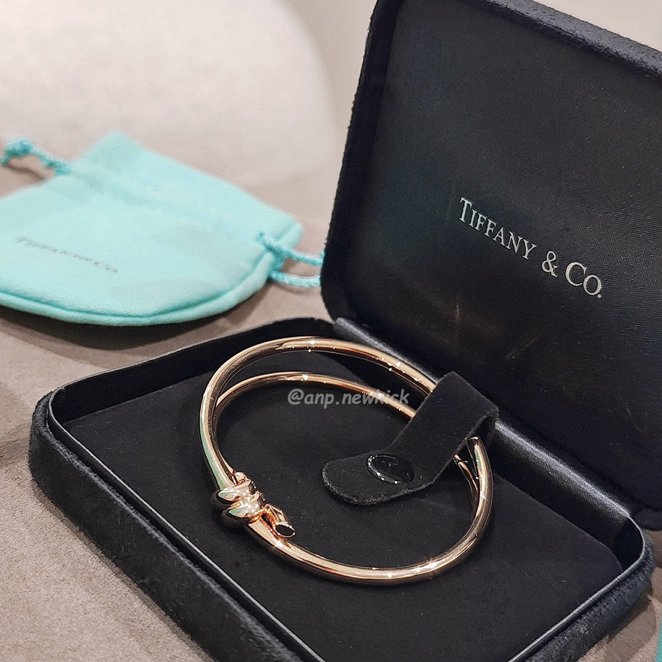 Tiffany Knot Rose Gold Diamond Bracelet (5) - www.newkick.org Tiffany Knot Rose Gold Diamond Bracelet (5) - www.newkick.org