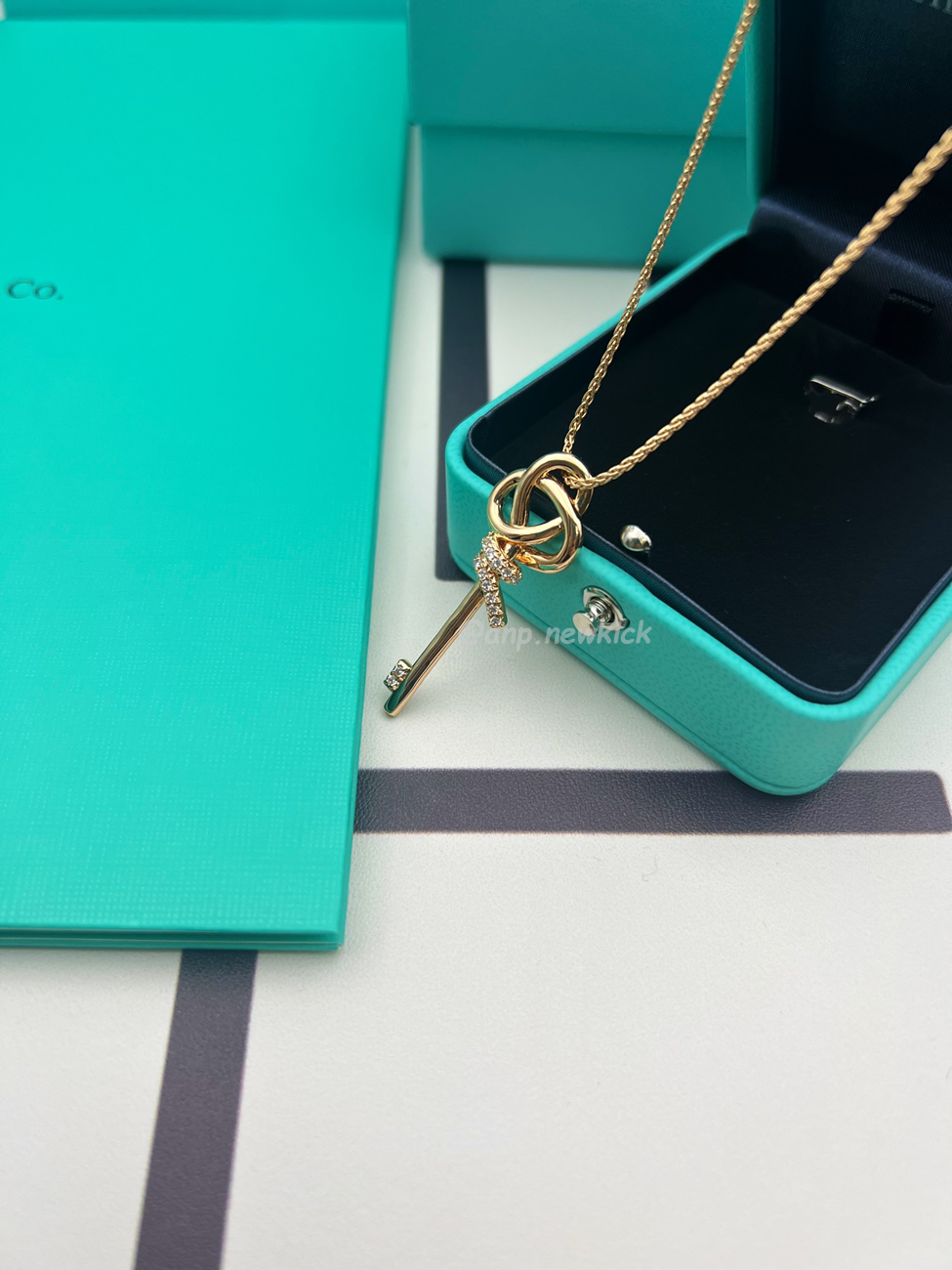 Tiffany T True Necklace (3) - www.newkick.vip Tiffany T True Necklace (3) - www.newkick.vip