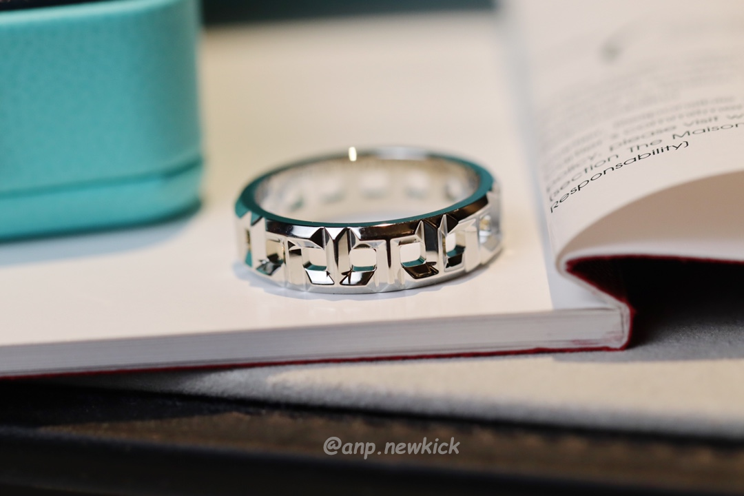 Tiffany T True Ring (4) - www.newkick.org Tiffany T True Ring (4) - www.newkick.org