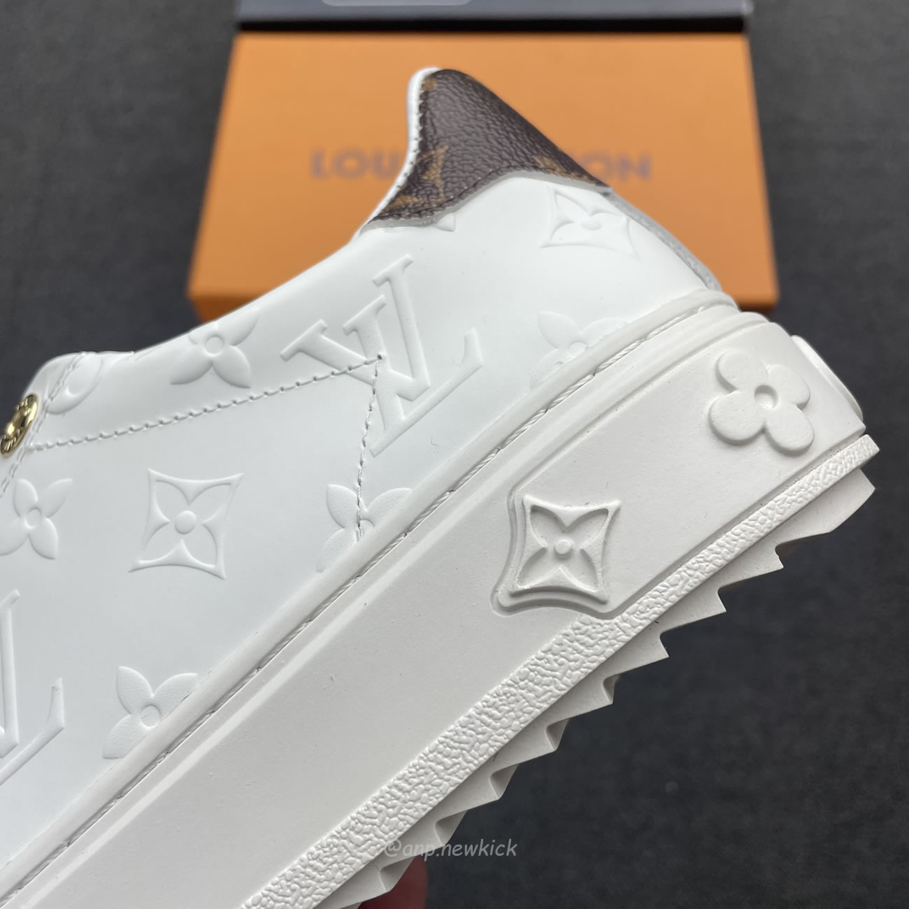 Louis Vuitton Time Out Debossed Monogram Leather White (10) - www.newkick.org Louis Vuitton Time Out Debossed Monogram Leather White (10) - www.newkick.org