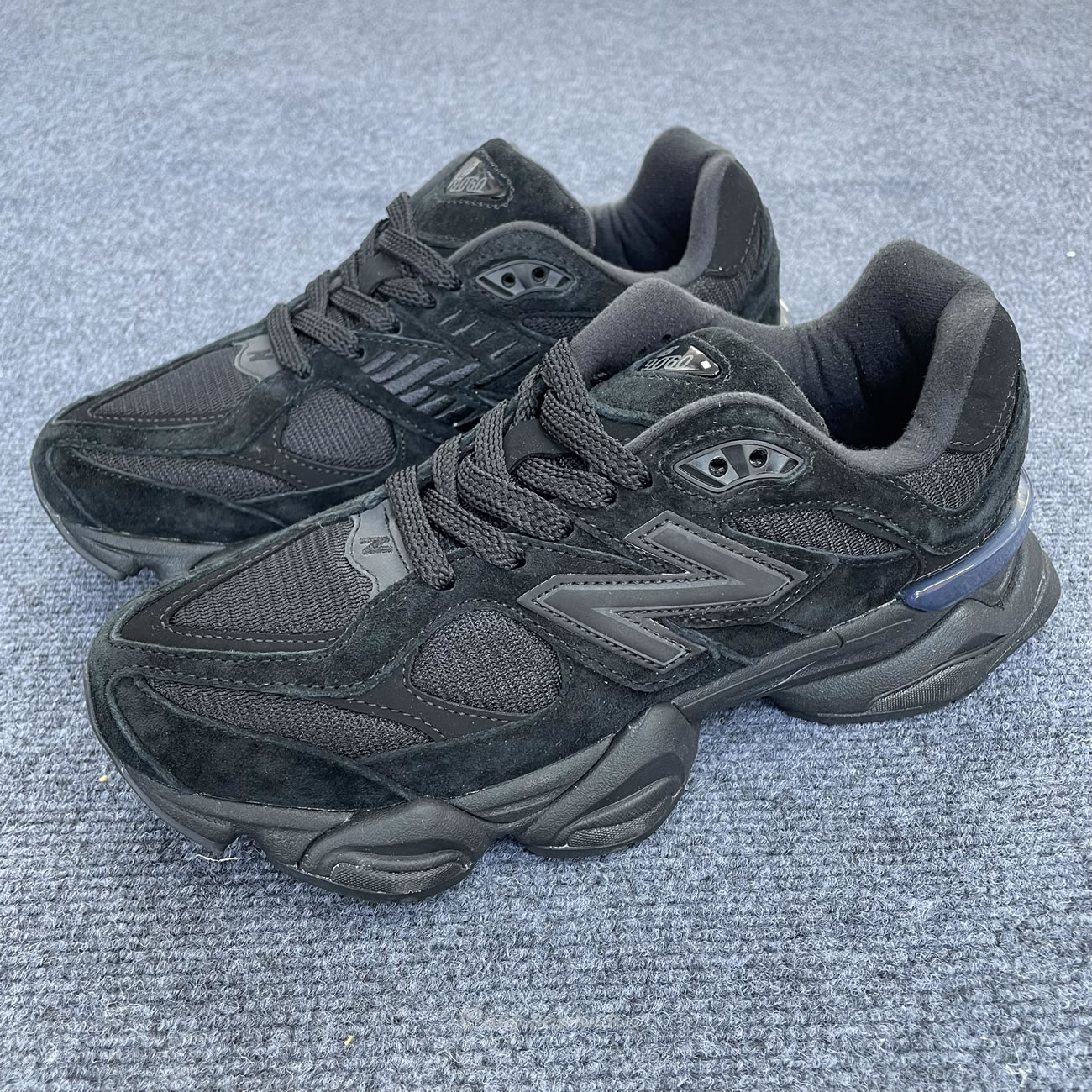 New Balance 9060 Triple Black U9060bpm (13) - www.newkick.org New Balance 9060 Triple Black U9060bpm (13) - www.newkick.org