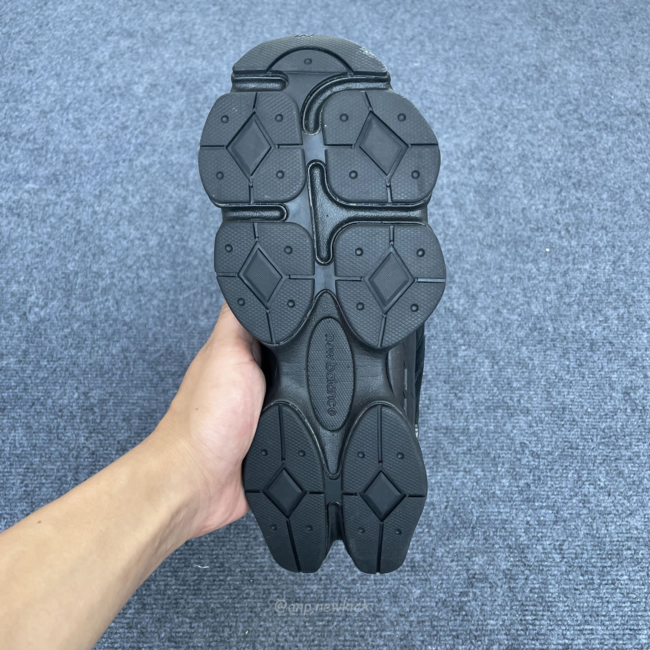 New Balance 9060 Triple Black U9060bpm (2) - www.newkick.org New Balance 9060 Triple Black U9060bpm (2) - www.newkick.org