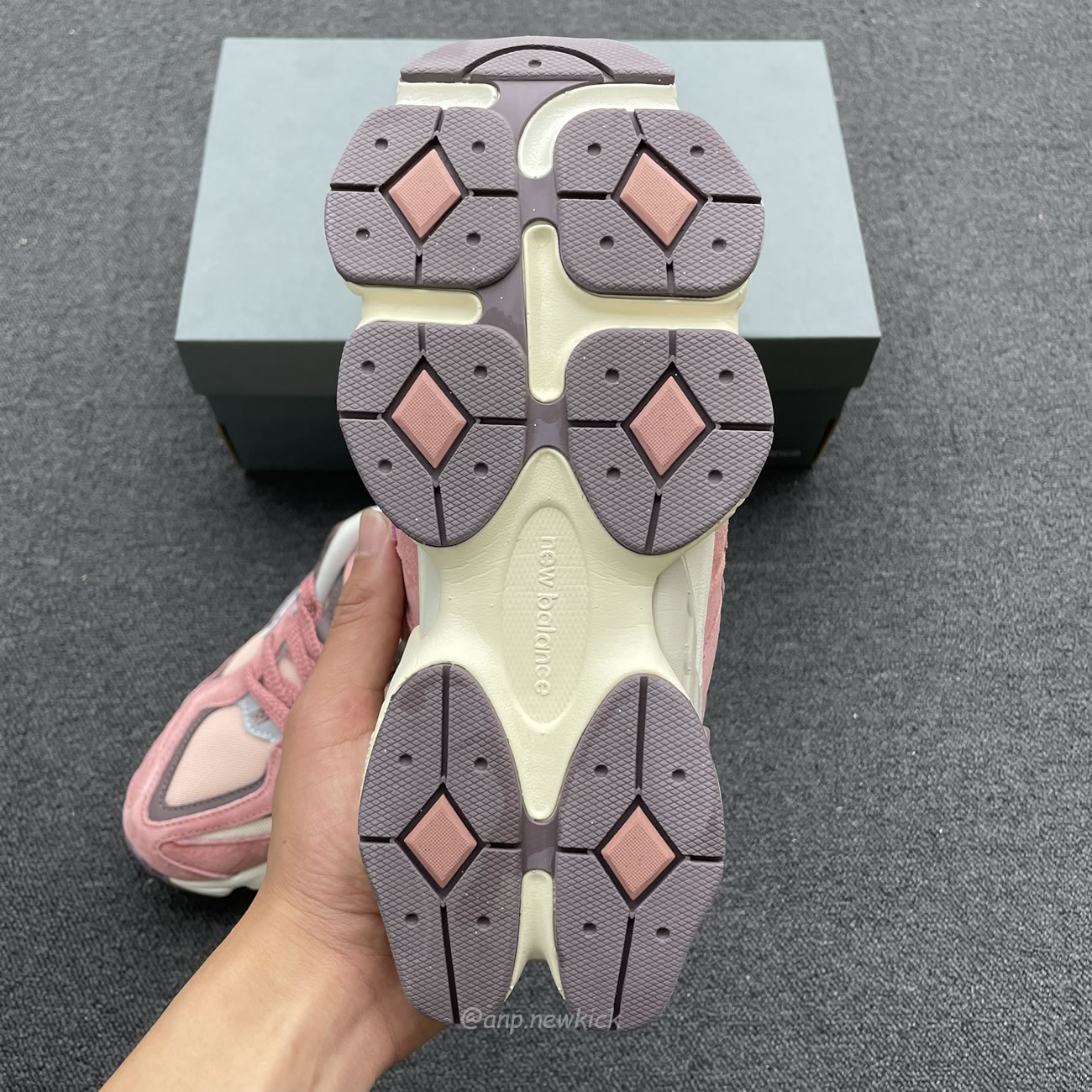 New Balance 9060 Cherry Blossom U9060tru (9) - www.newkick.org New Balance 9060 Cherry Blossom U9060tru (9) - www.newkick.org