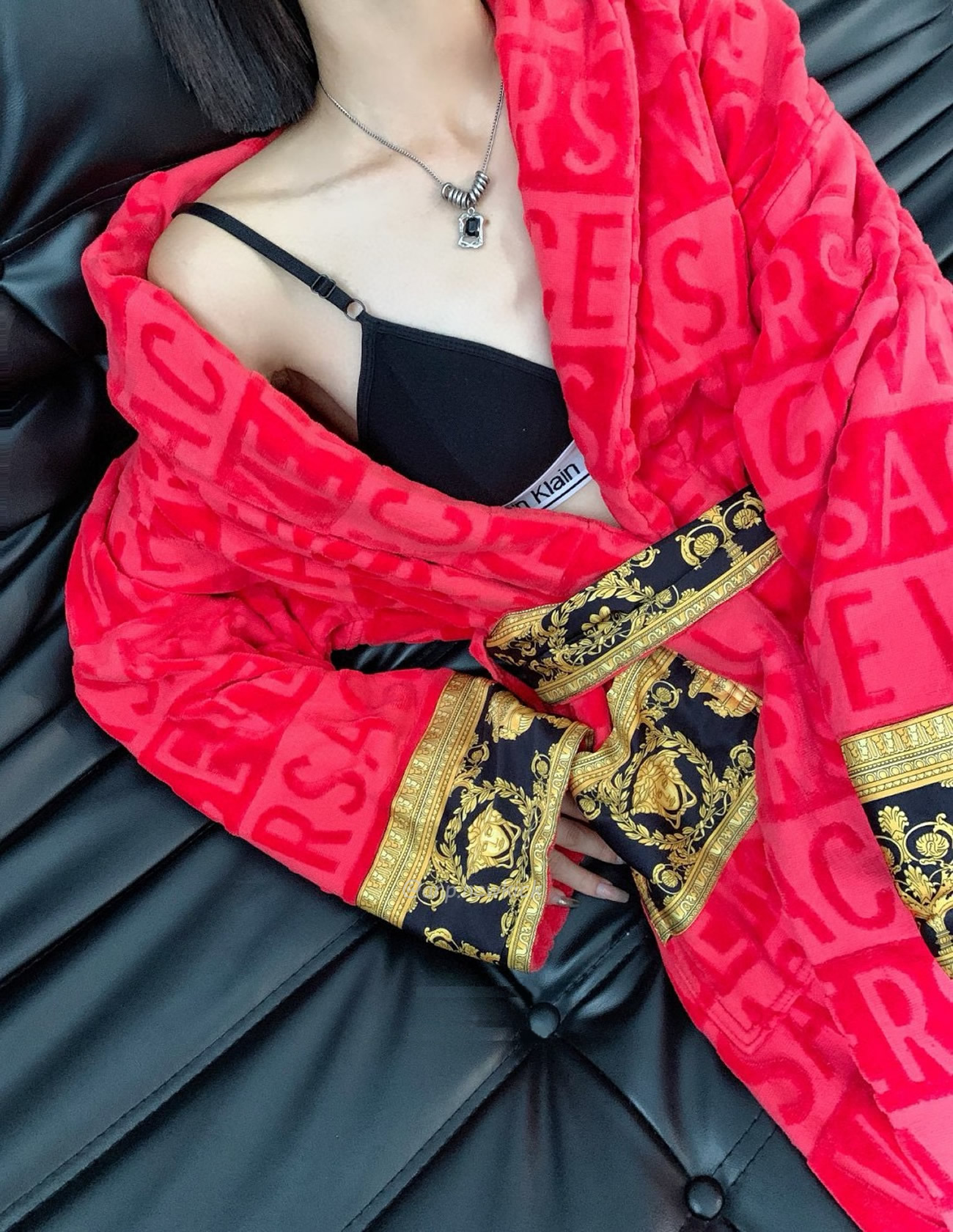 Versace Baroque Logo Jacquard Cotton Bathrobe (13) - www.newkick.org Versace Baroque Logo Jacquard Cotton Bathrobe (13) - www.newkick.org