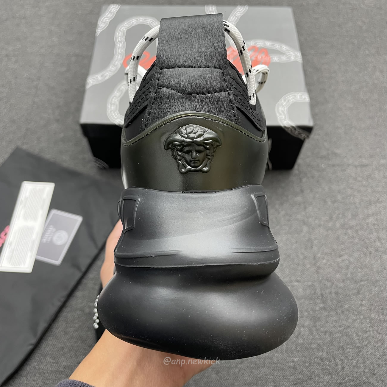 Versace Chain Reaction Sneaker (7) - www.newkick.org