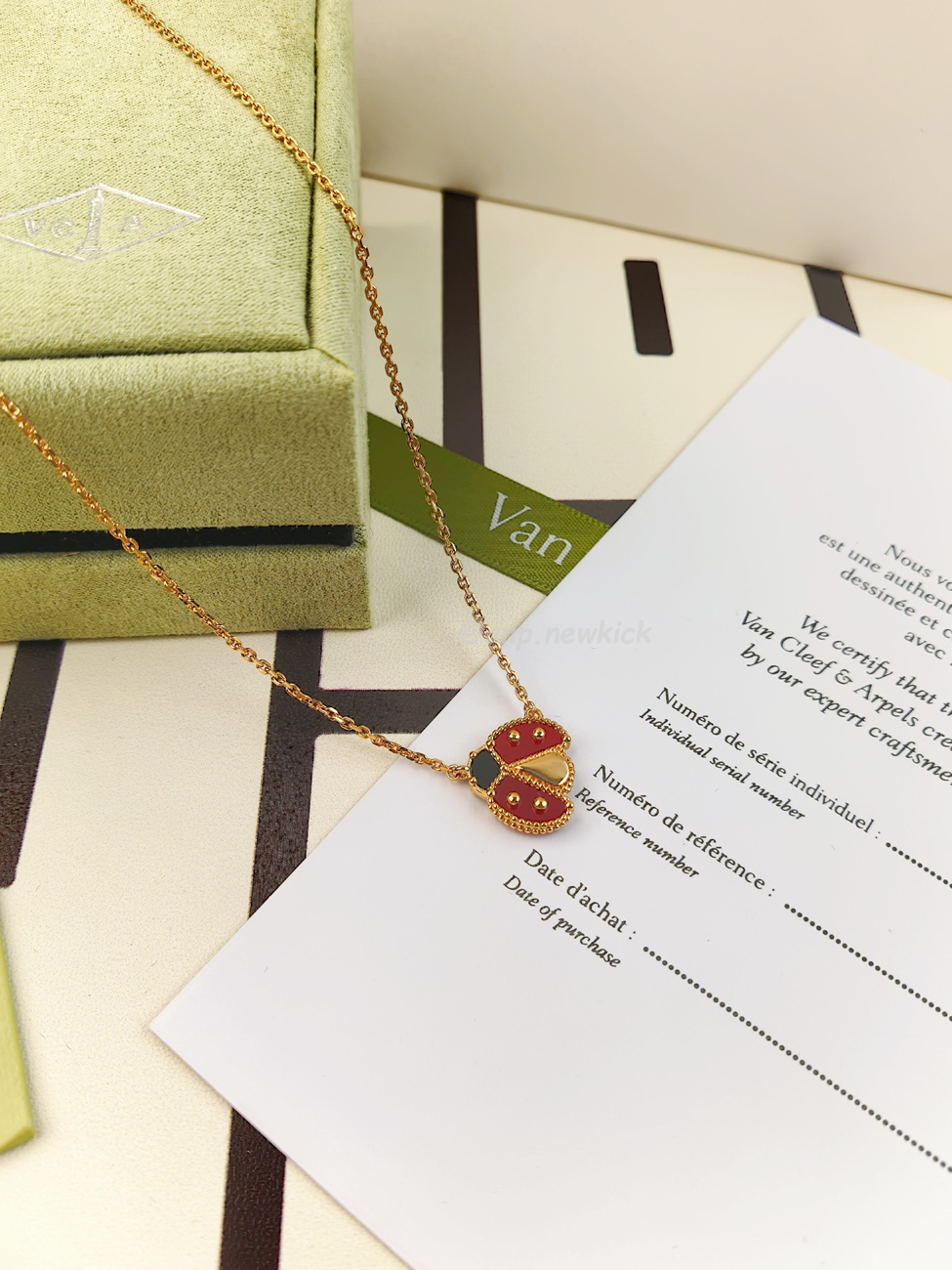 Van Cleef Arpels Full Diamond Clover Necklace (12) - www.newkick.org Van Cleef Arpels Full Diamond Clover Necklace (12) - www.newkick.org