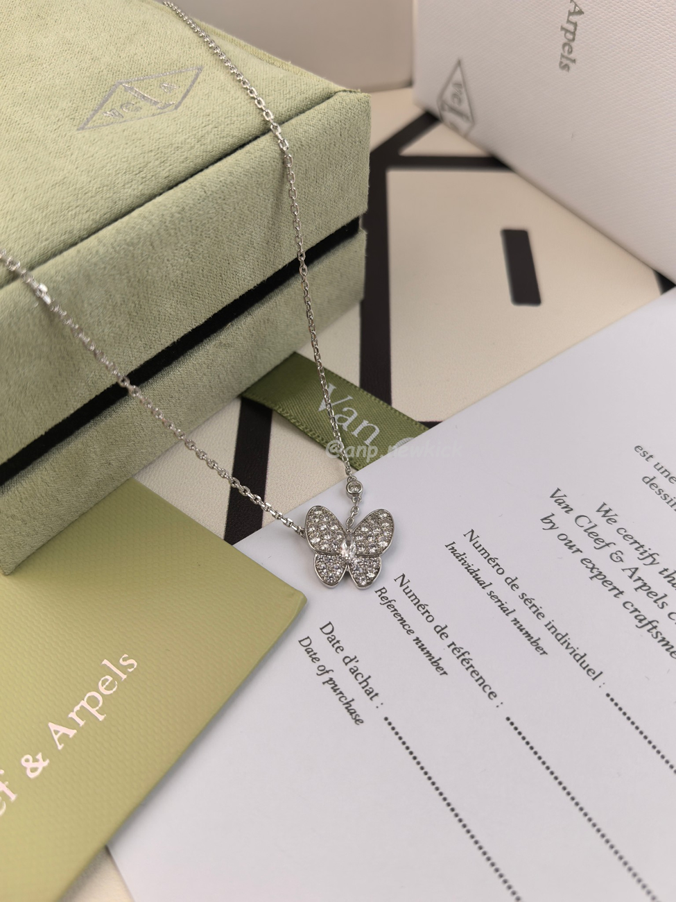Van Cleef Arpels Full Diamond Clover Necklace (6) - www.newkick.org Van Cleef Arpels Full Diamond Clover Necklace (6) - www.newkick.org