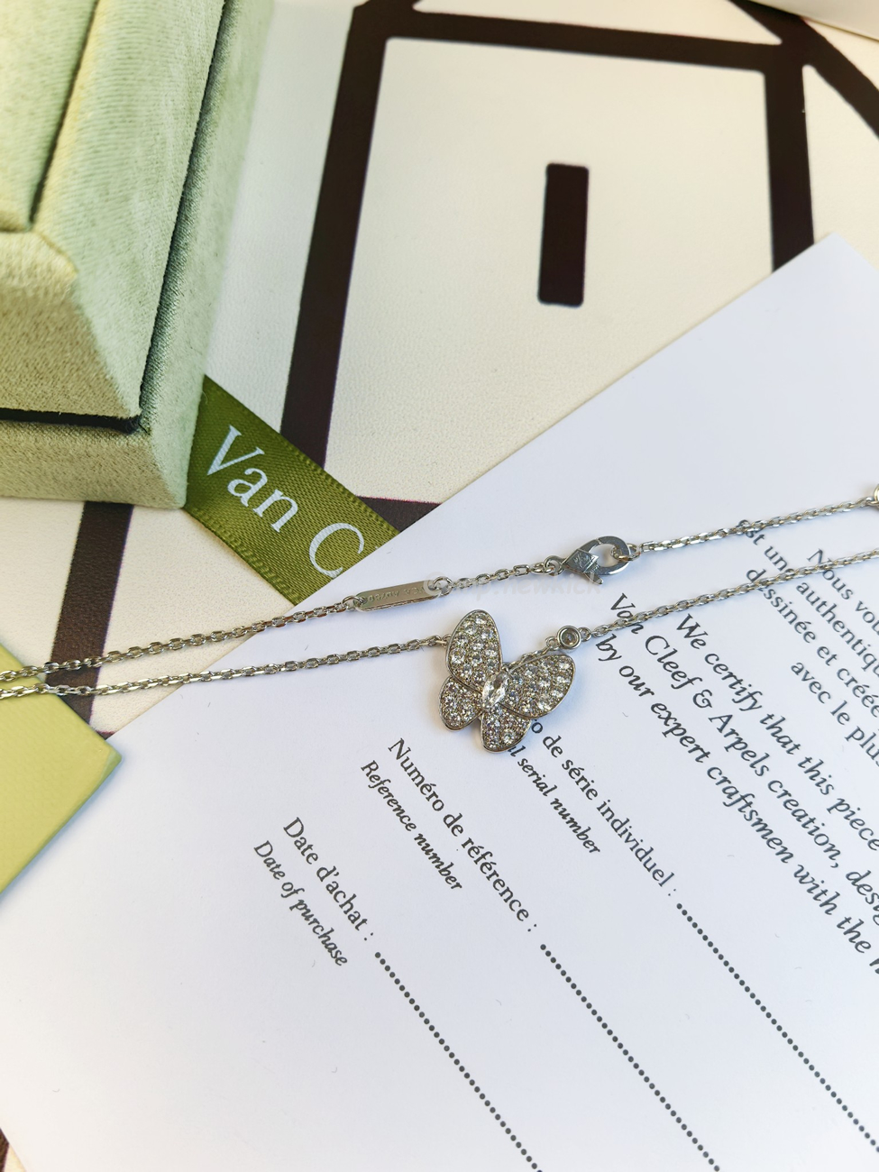 Van Cleef Arpels Full Diamond Clover Necklace (8) - www.newkick.org Van Cleef Arpels Full Diamond Clover Necklace (8) - www.newkick.org