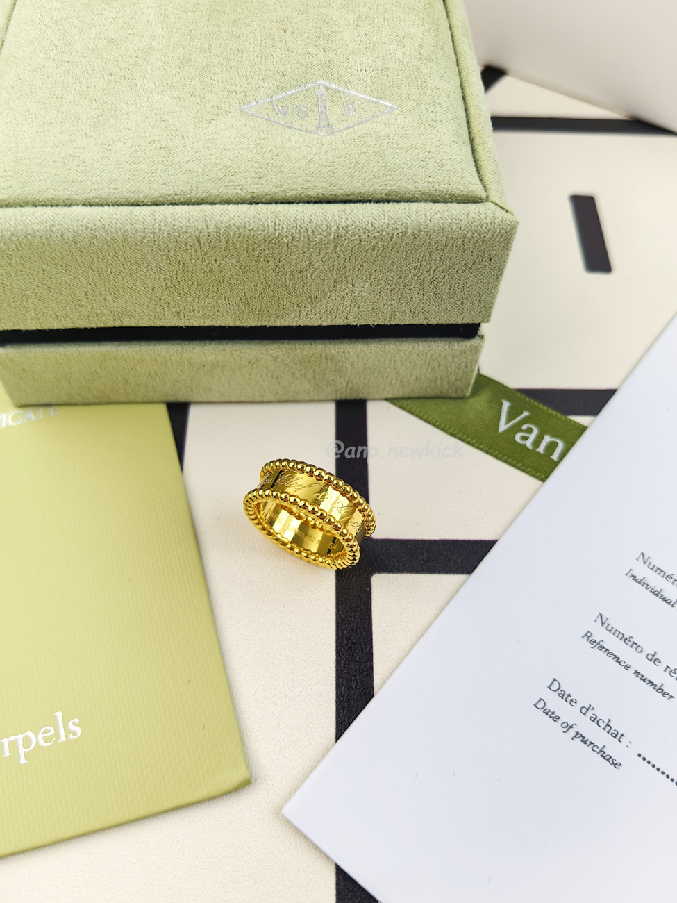 Van Cleef Arpels Full Diamond Ring (2) - www.newkick.org Van Cleef Arpels Full Diamond Ring (2) - www.newkick.org