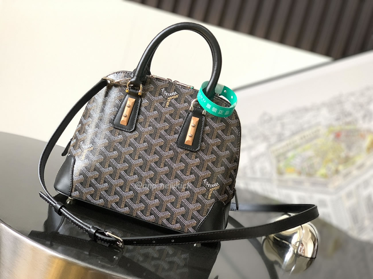 Goyard Vendôme Mini Bag 18.5 Cm X 10.5 Cm X 23 Cm (12) - www.newkick.org Goyard Vendôme Mini Bag 18.5 Cm X 10.5 Cm X 23 Cm (12) - www.newkick.org