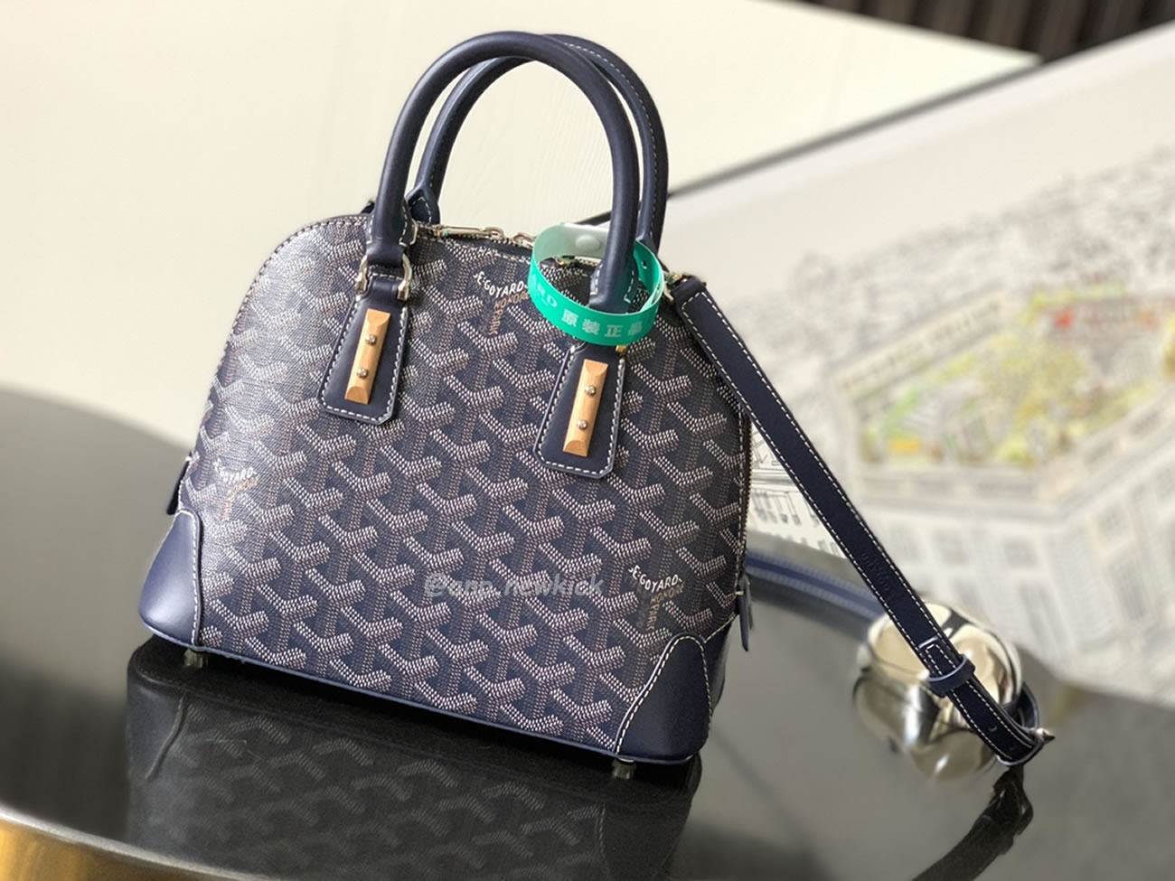 Goyard Vendôme Mini Bag 18.5 Cm X 10.5 Cm X 23 Cm (20) - www.newkick.org Goyard Vendôme Mini Bag 18.5 Cm X 10.5 Cm X 23 Cm (20) - www.newkick.org