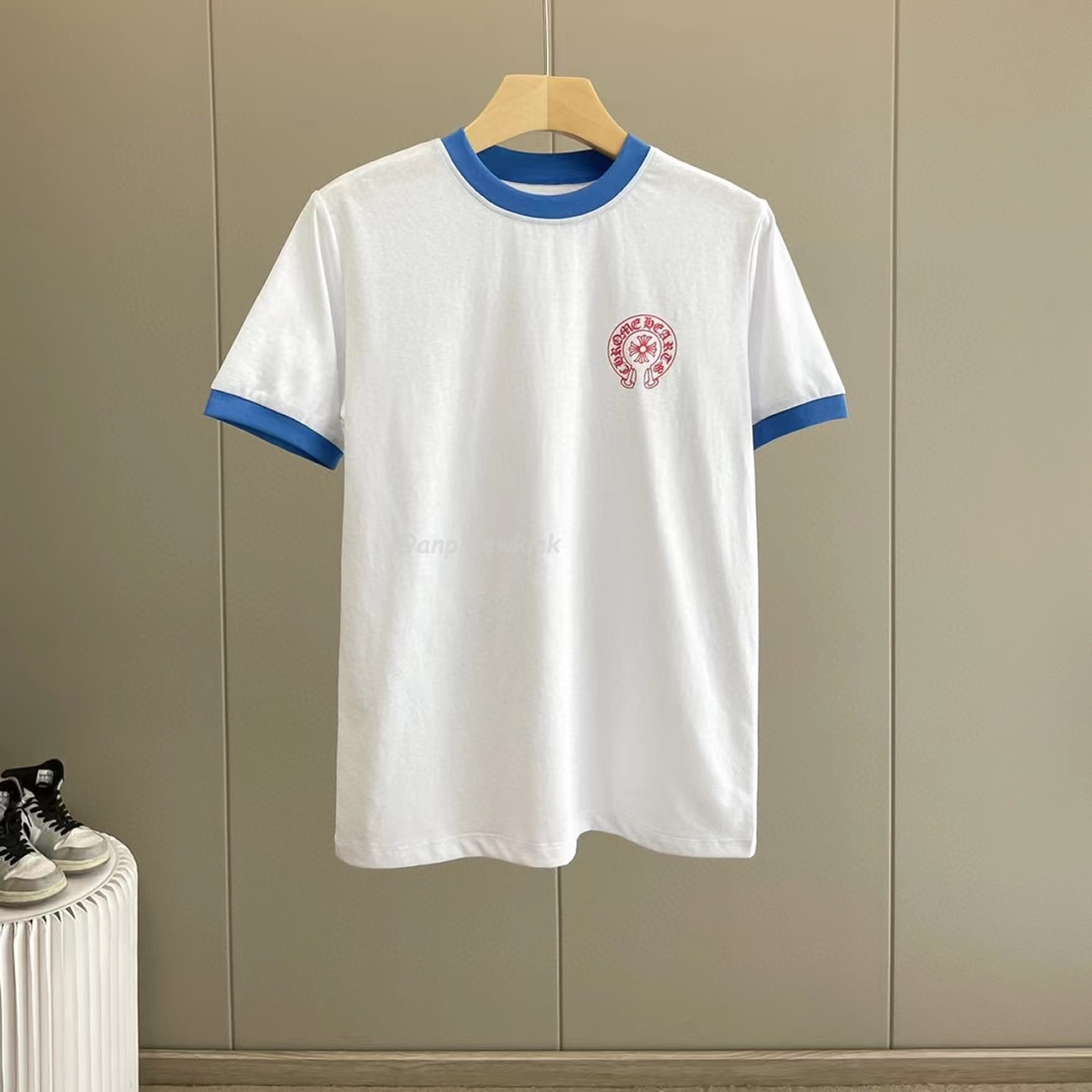 Chrome Hearts Horseshoe Logo Vintage White Short Sleeve Tee (4) - www.newkick.org Chrome Hearts Horseshoe Logo Vintage White Short Sleeve Tee (4) - www.newkick.org