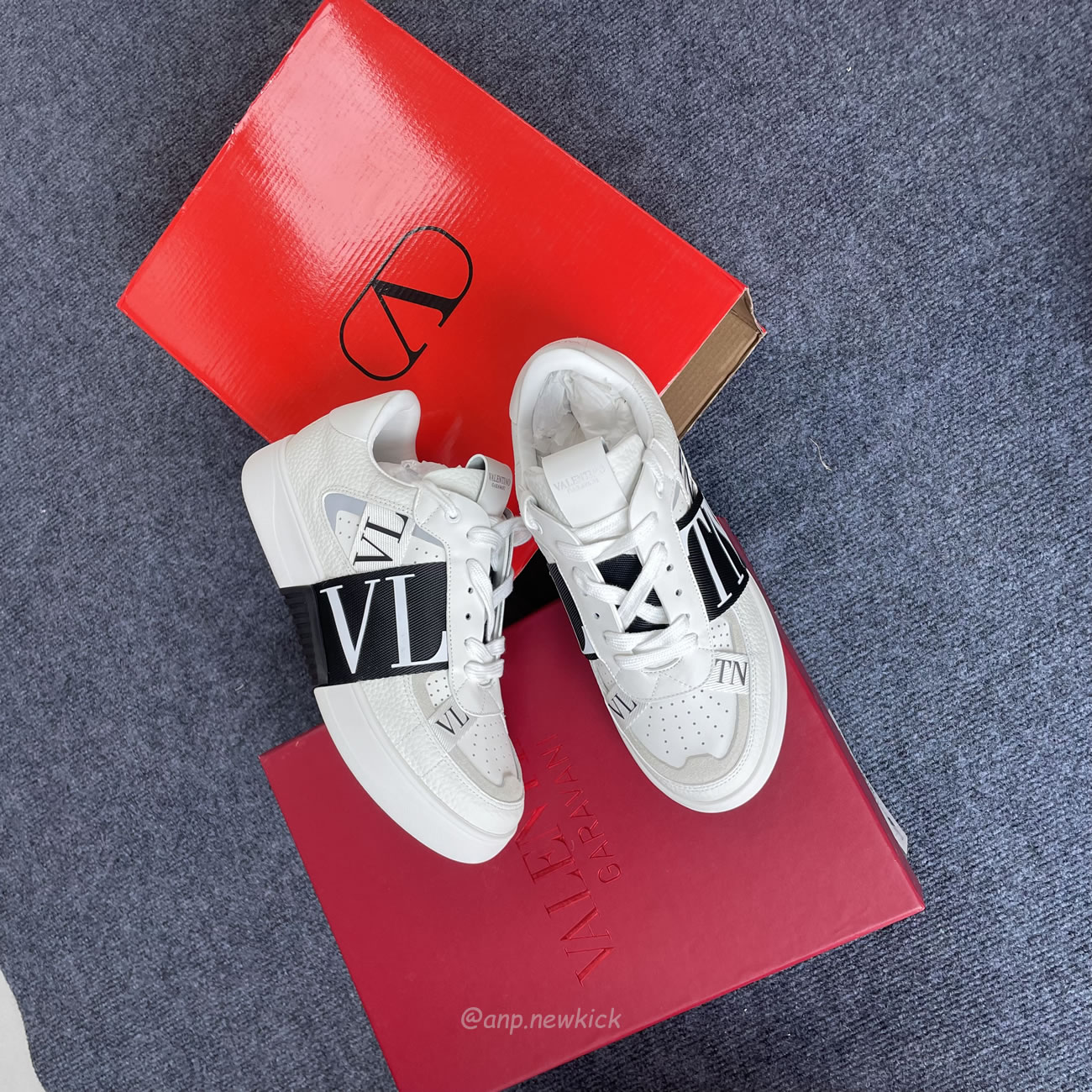 Valentino Garavani Vl7n Sneaker Low Top White Black Grey Red Blue Ys0c58wrq 24p (9) - www.newkick.vip Valentino Garavani Vl7n Sneaker Low Top White Black Grey Red Blue Ys0c58wrq 24p (9) - www.newkick.vip
