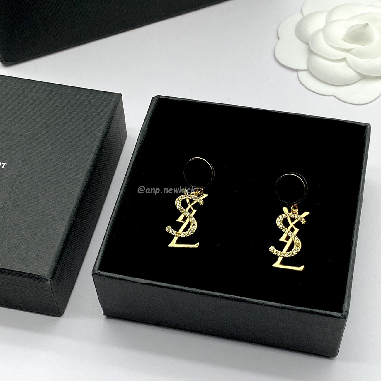 Saint Laurent Ysl Earrings 1 (4) - www.newkick.org Saint Laurent Ysl Earrings 1 (4) - www.newkick.org