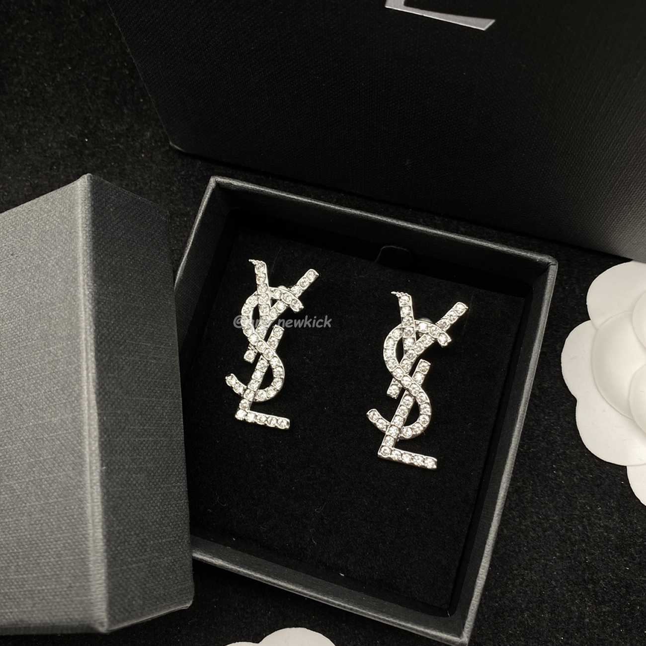 Saint Laurent Ysl Earrings 2 (5) - www.newkick.org Saint Laurent Ysl Earrings 2 (5) - www.newkick.org