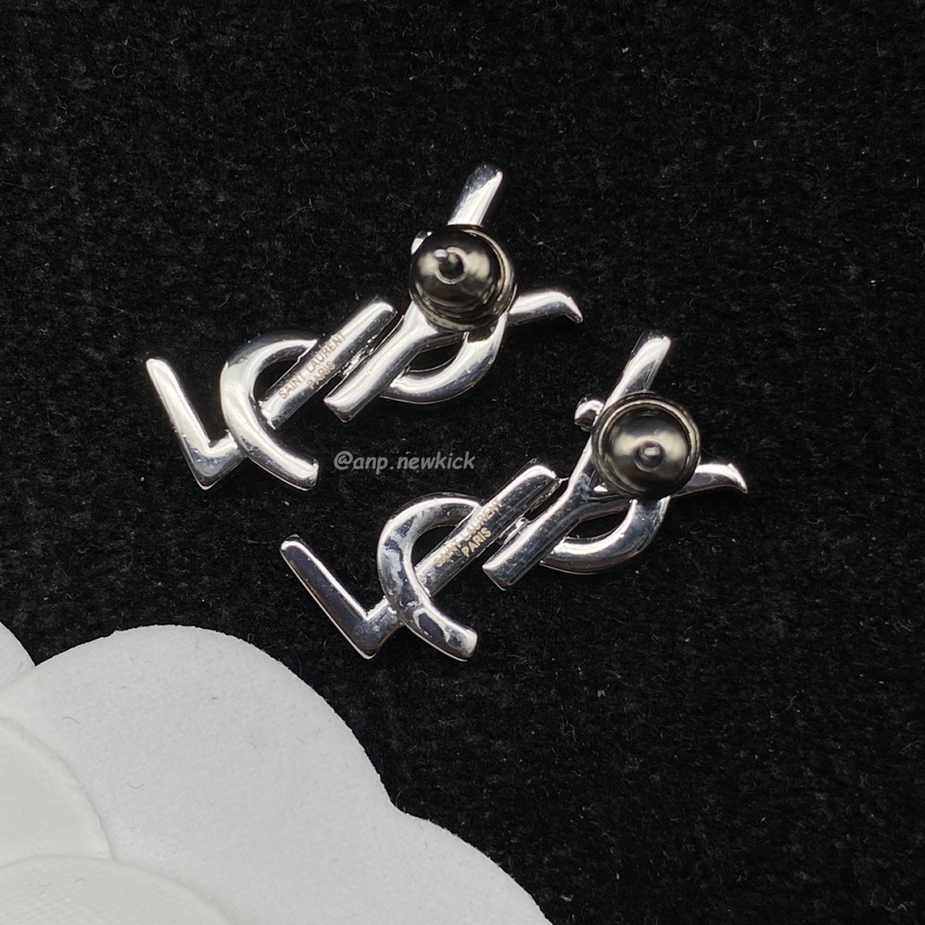 Saint Laurent Ysl Earrings 2 (9) - www.newkick.org Saint Laurent Ysl Earrings 2 (9) - www.newkick.org