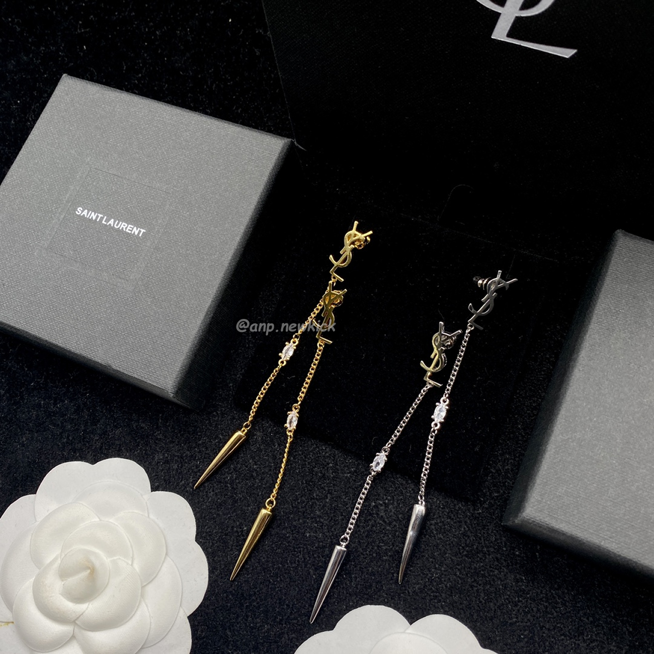 Saint Laurent Ysl Earrings 3 (1) - www.newkick.org Saint Laurent Ysl Earrings 3 (1) - www.newkick.org