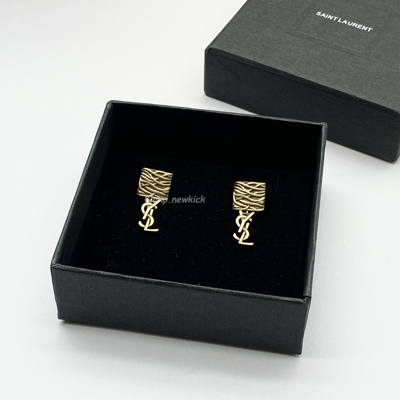 Saint Laurent Ysl Earrings 5 (4) - www.newkick.vip Saint Laurent Ysl Earrings 5 (4) - www.newkick.vip