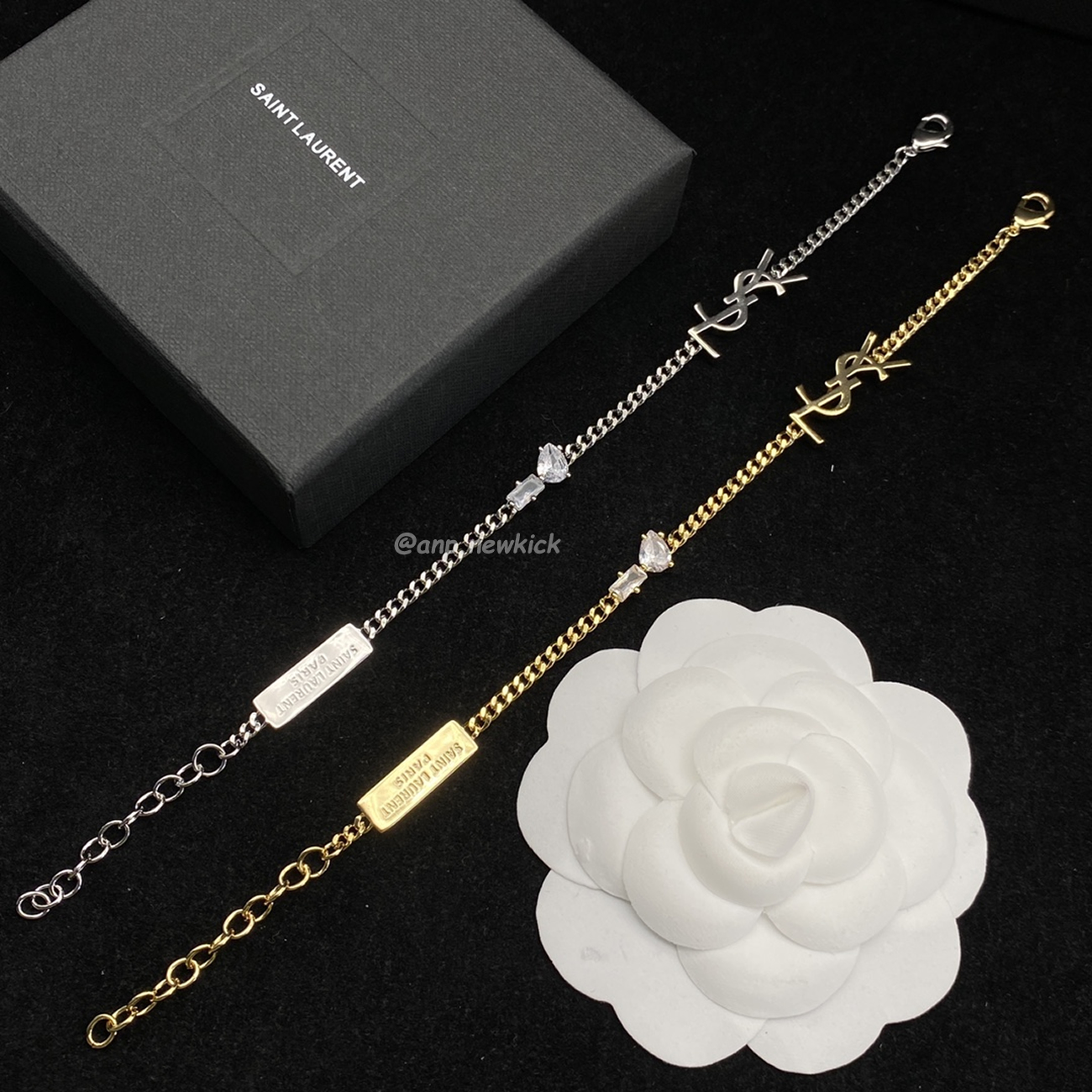 Saint Laurent Opyum Heart Charm Bracelet (3) - www.newkick.vip Saint Laurent Opyum Heart Charm Bracelet (3) - www.newkick.vip