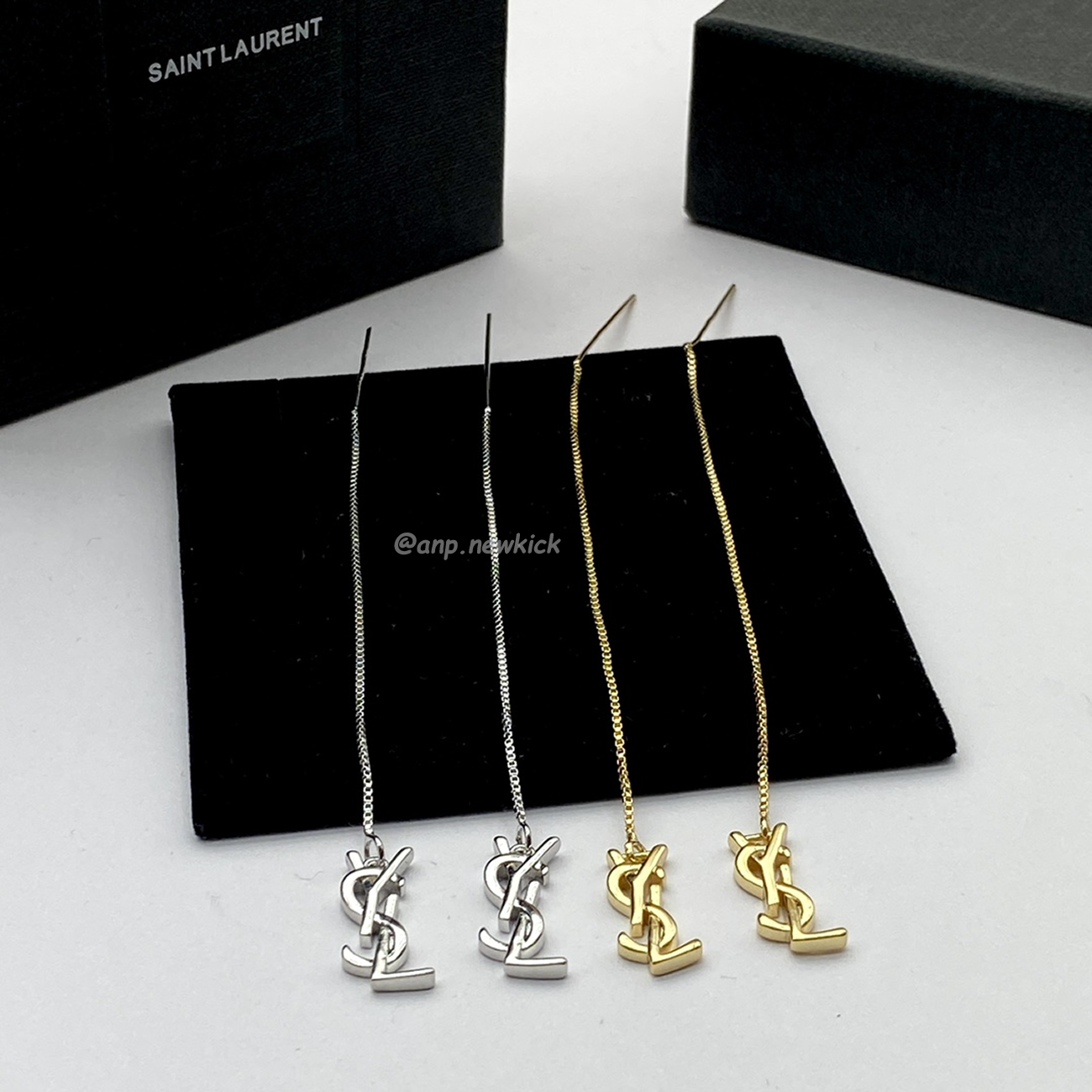 Saint Laurent Opyum Ysl Hanging Earrings (1) - www.newkick.org Saint Laurent Opyum Ysl Hanging Earrings (1) - www.newkick.org