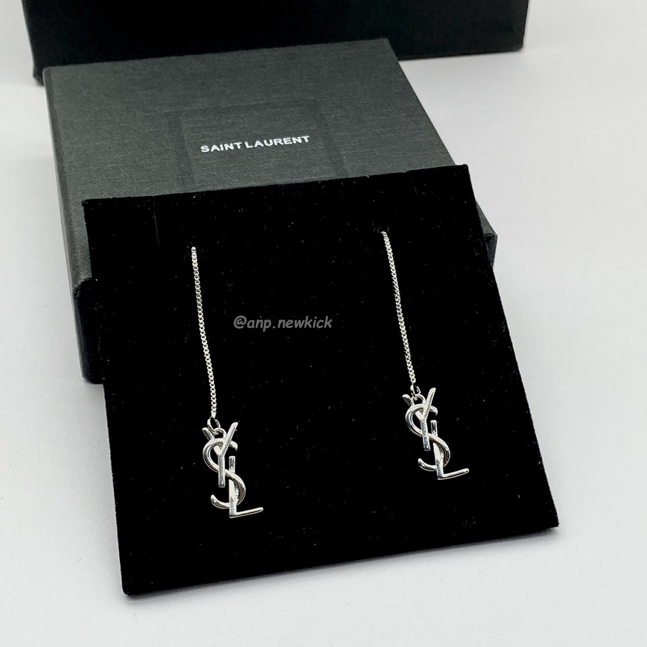 Saint Laurent Opyum Ysl Hanging Earrings (3) - www.newkick.org Saint Laurent Opyum Ysl Hanging Earrings (3) - www.newkick.org
