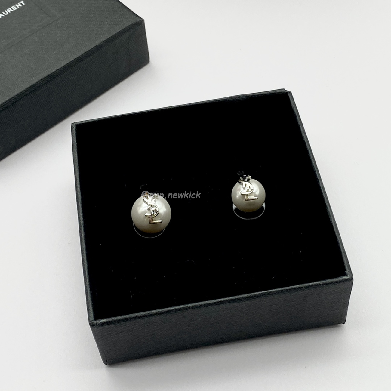 Saint Laurent Ysl Earrings (4) - www.newkick.org Saint Laurent Ysl Earrings (4) - www.newkick.org