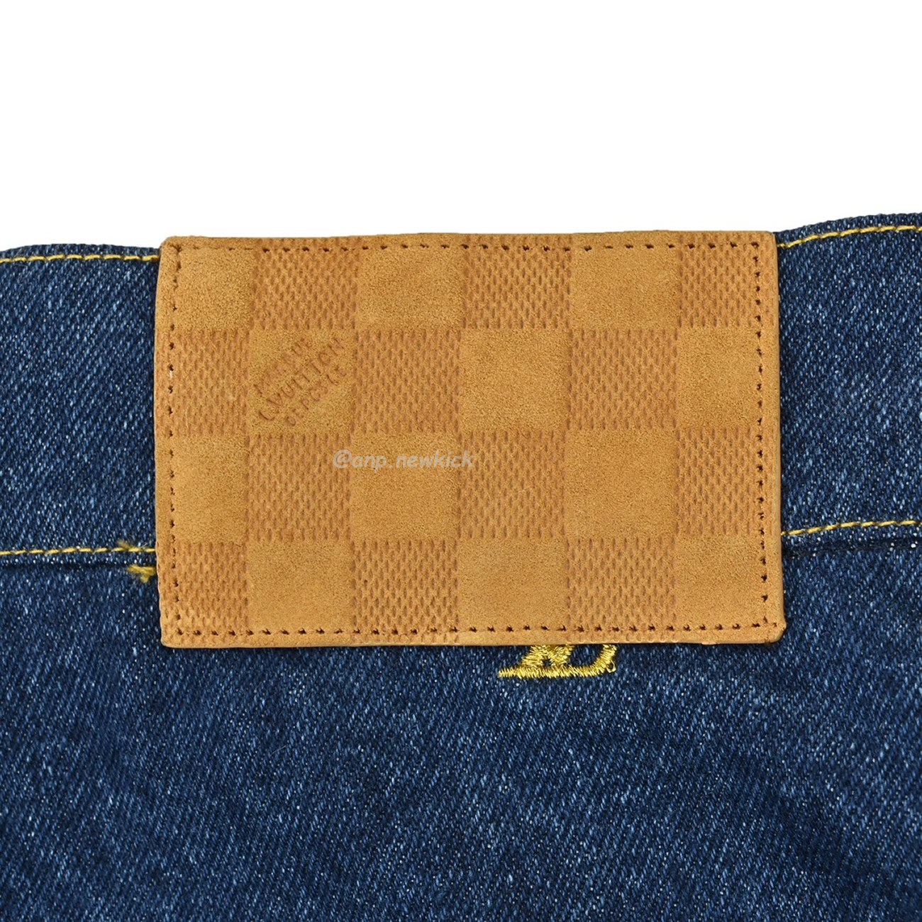 Louis Vuitton Embroidered Logo Denim Shorts (4) - www.newkick.org Louis Vuitton Embroidered Logo Denim Shorts (4) - www.newkick.org