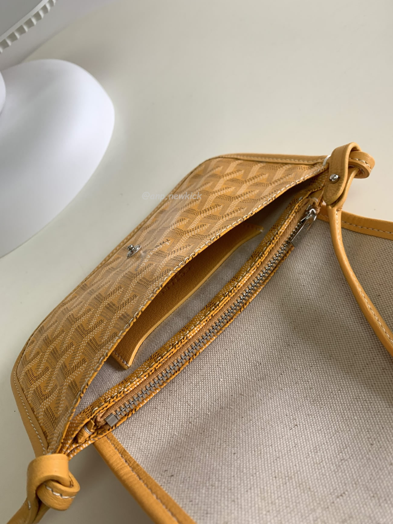 Goyard Plumet Messenger Bag 14 Cm X 2.5 Cm X 20.5 Cm (20) - www.newkick.vip Goyard Plumet Messenger Bag 14 Cm X 2.5 Cm X 20.5 Cm (20) - www.newkick.vip
