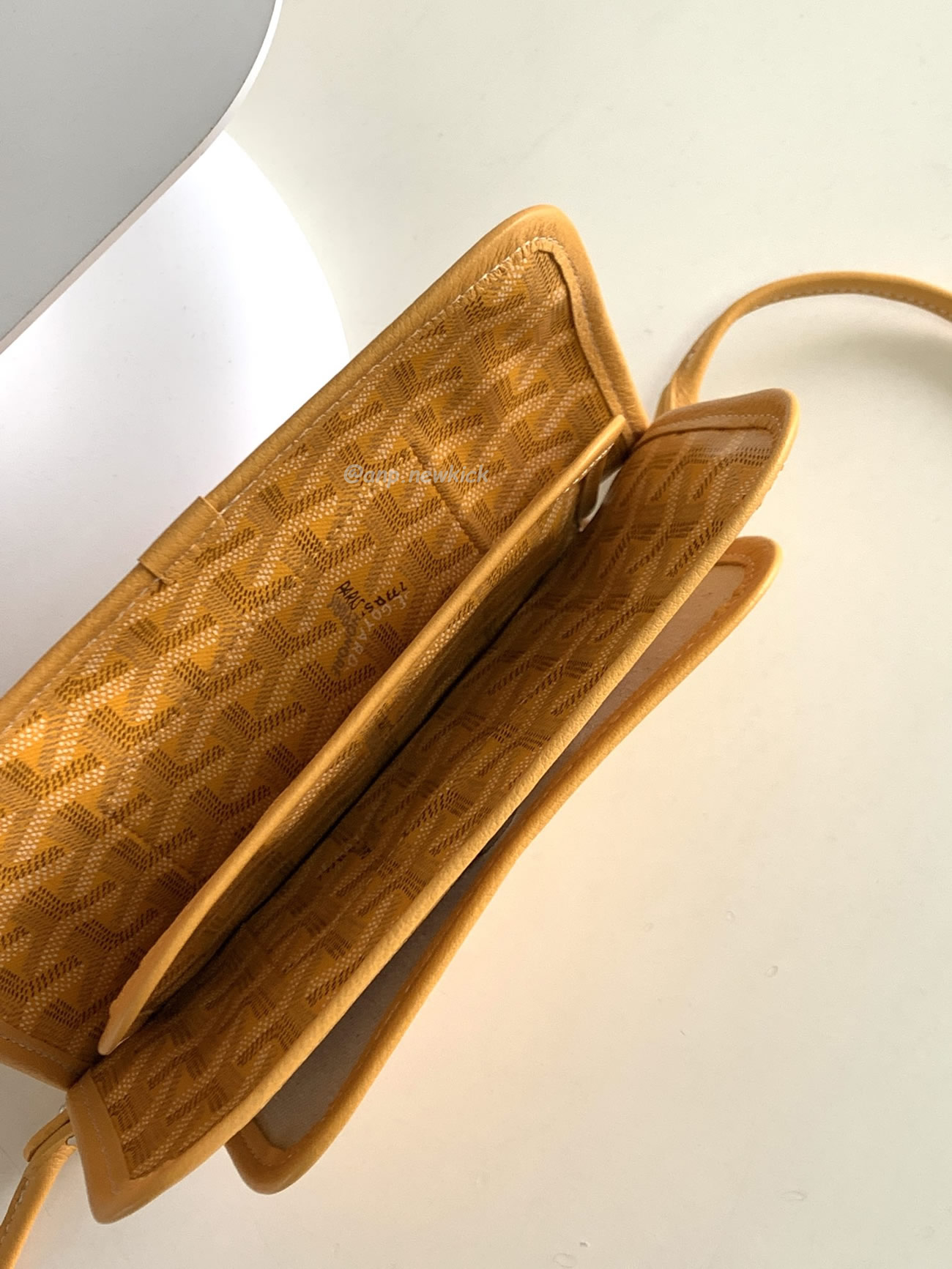 Goyard Plumet Messenger Bag 14 Cm X 2.5 Cm X 20.5 Cm (23) - www.newkick.vip Goyard Plumet Messenger Bag 14 Cm X 2.5 Cm X 20.5 Cm (23) - www.newkick.vip