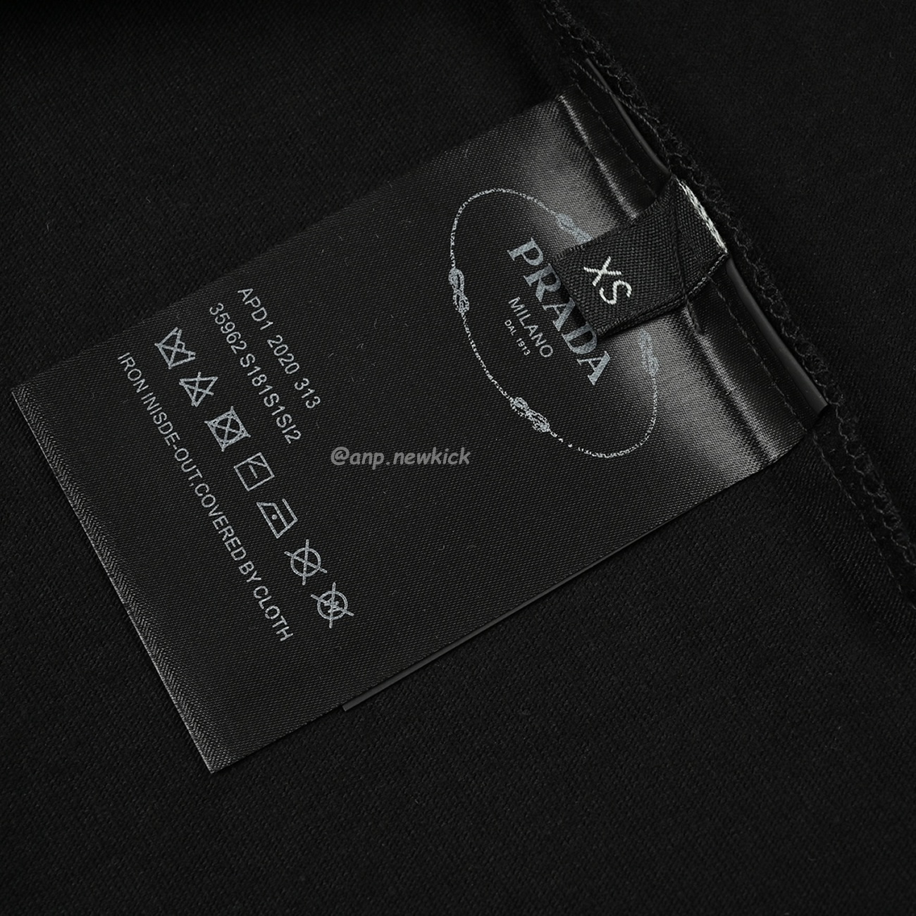 Prada Raised Logo Round Neck T Shirt (4) - www.newkick.org Prada Raised Logo Round Neck T Shirt (4) - www.newkick.org