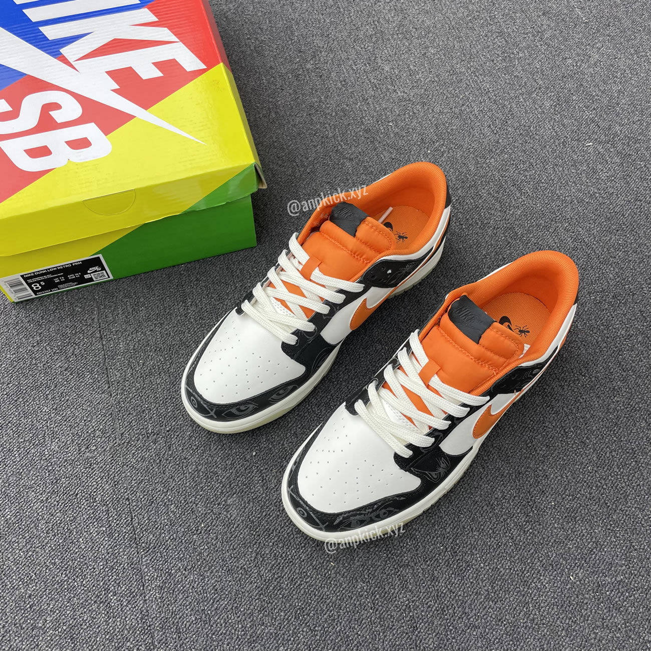 Nike Dunk Low "Halloween" Sail/Starfish-Black DD3357-100
