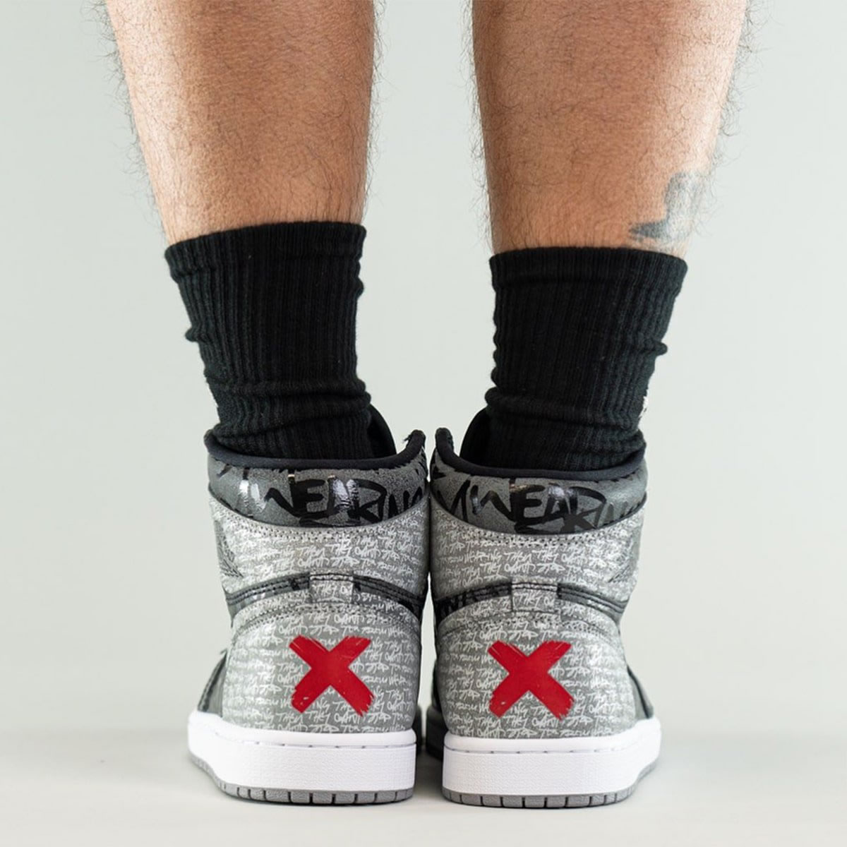 Air Jordan 1 High OG "Rebellionaire" Black/White-Particle Grey 555088-036