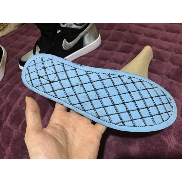 Air Jordan 1 "Aleali May" AJ5991-062