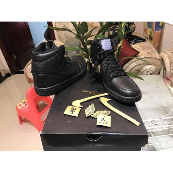 Air Jordan 1 "BHM" 908656-001