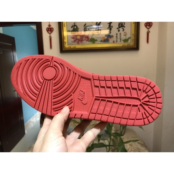 Air Jordan 1 High "Red" 705300-603
