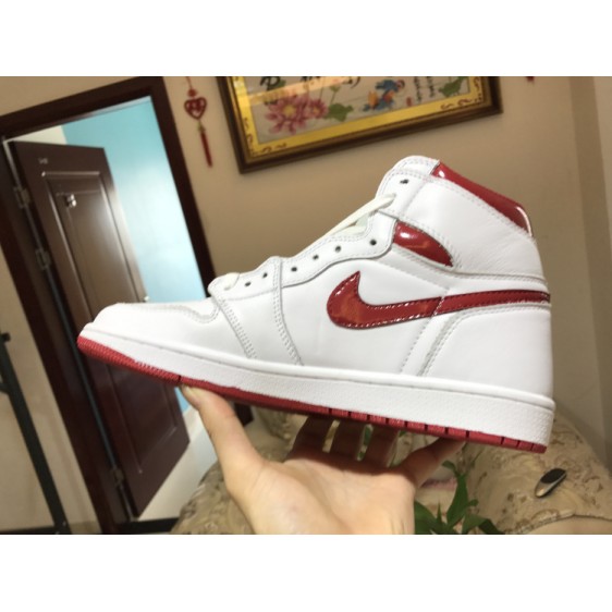 Air Jordan 1 OG High "Metallic Red" 555088-103