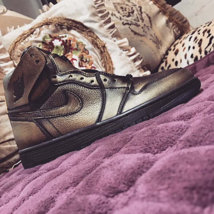 Air Jordan 1 "Wings" aa2887-035