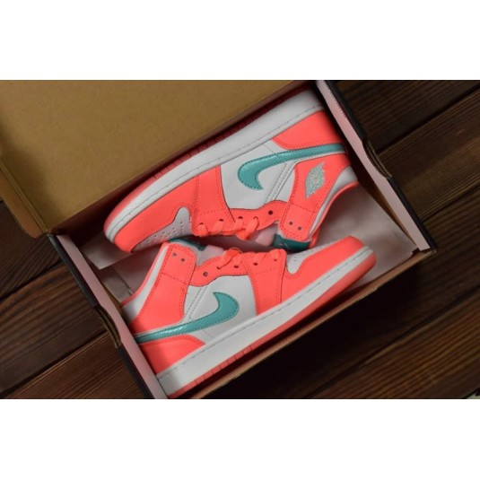 Air Jordan 1 Mid GS "Crimson Pulse" Pink Aqua 555112-814