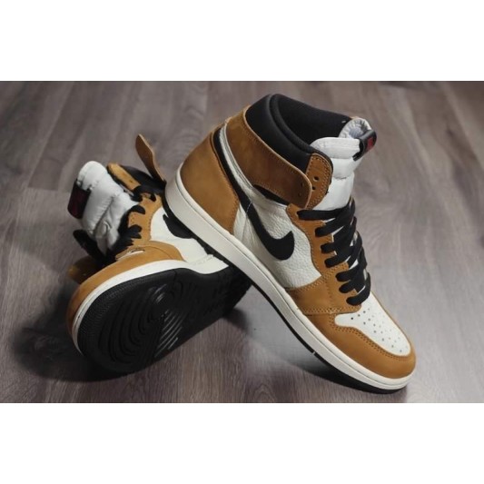 Air Jordan 1 Retro High OG "Wheat" AJ1 White Black And Yellow/Gold 555088-700