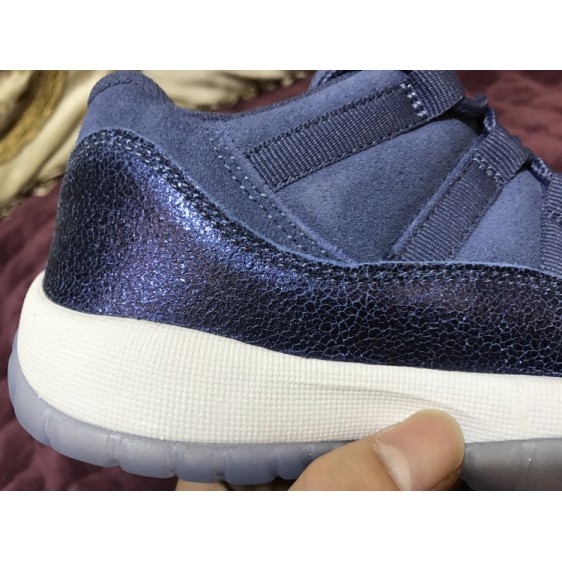 Air Jordan 11 Low GS "Blue Moon" 580521-408