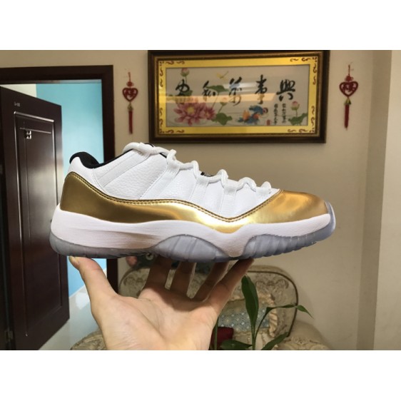 Air Jordan 11 Low "Gold Medal" 528895-103