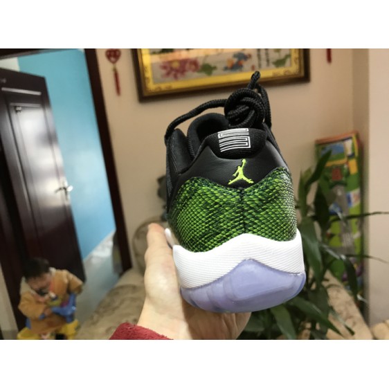 Air Jordan 11 Low Green Snake 528895-033