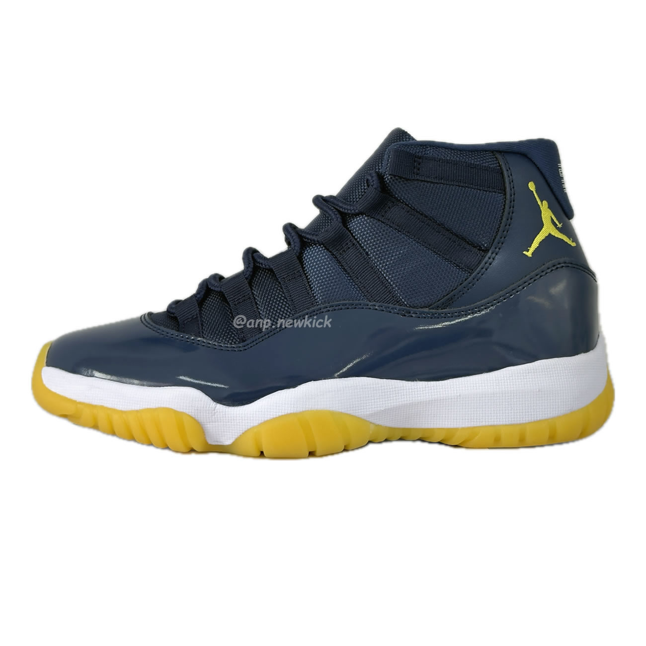 Air Jordan 11 Retro Navy Blue AT7802-115