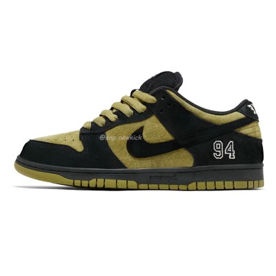 Nike SB Dunk Low Supreme 94 Camper Green HQ8487-300