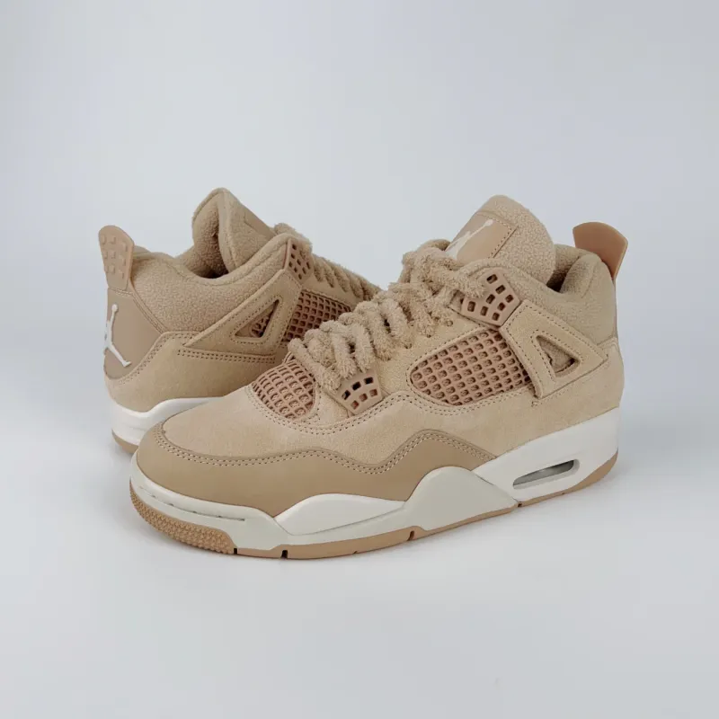 Cozy Girl