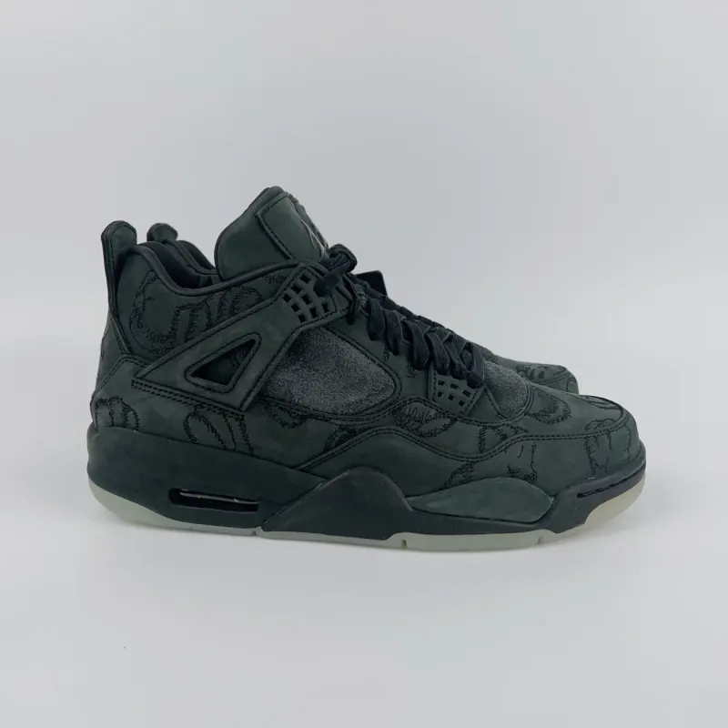 KAWS黑 Kaws Black